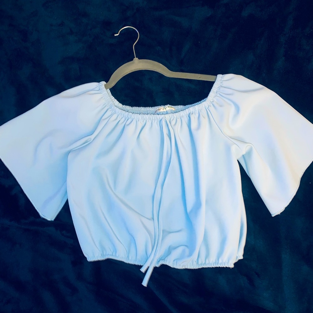 Very cute light weight blouse